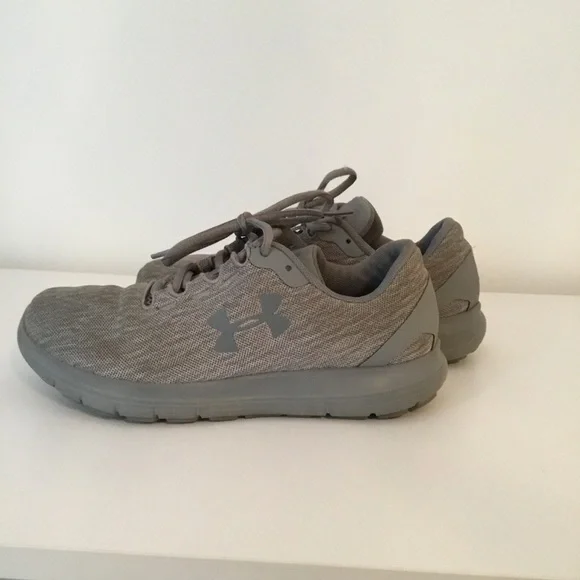 Under Armour Gray Athletic Shoes sneakers - Picture 5 of 8